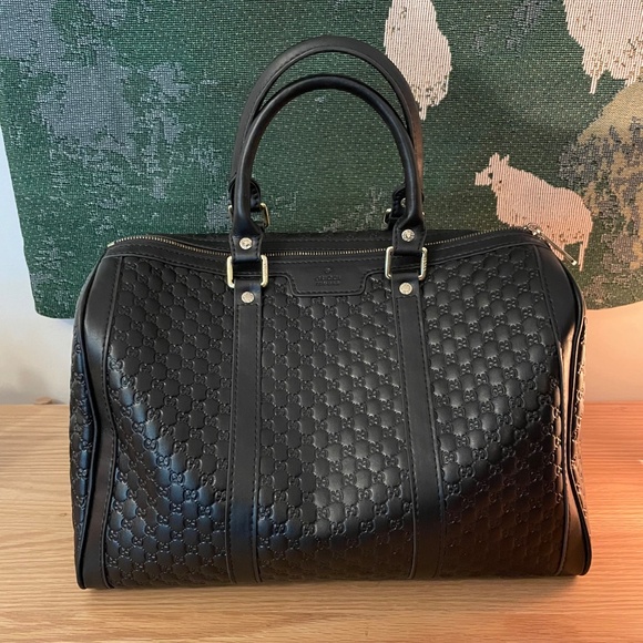 Black Top Handle Crossbody Carryon Bag - Picture 3 of 13